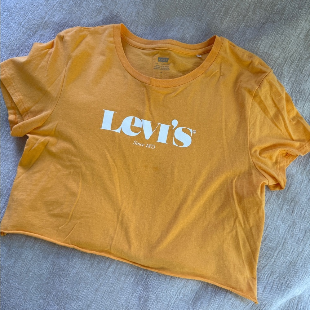 Levi's Cropped Graphic T-Shirt